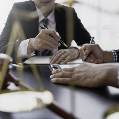 Attorney provide advice on litigation matters and sign contracts